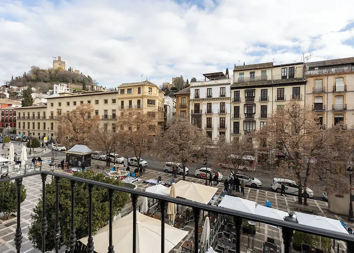 BiBo Suites Plaza Nueva Granada